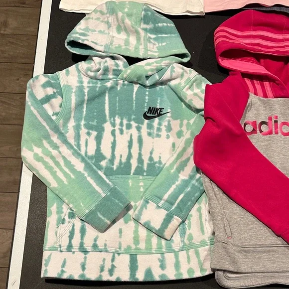 NWT/GUC Girls 3T thru 5/6 clothing bundle 17 piece bundle - Picture 5 of 14